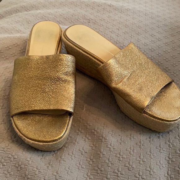 Dolce Vita Gold Leather Slide on Espadrille Wedges - Picture 1 of 5